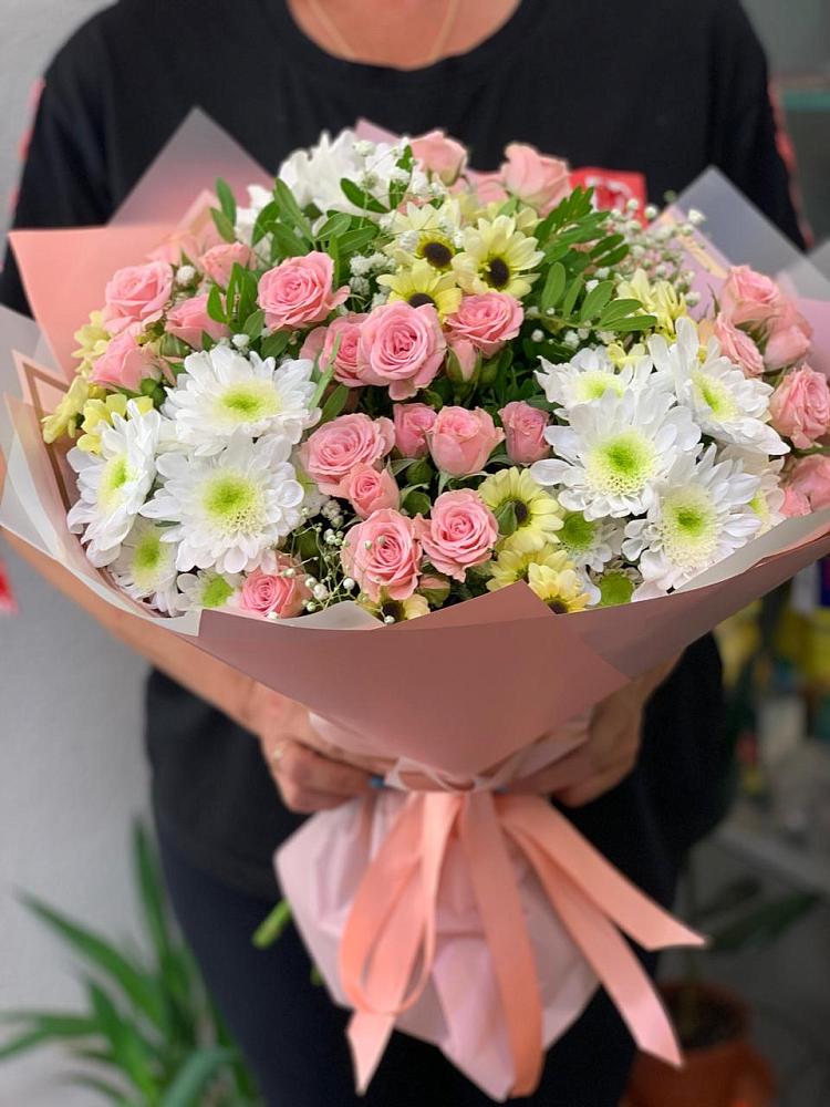 Букет цветов из: Розы и Хризантемы в Пышлицы
