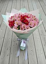 Букет цветов из:  Альстромерии в Пышлицы