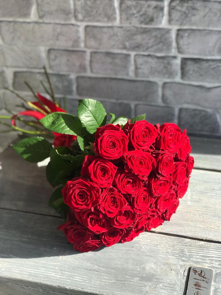 Букет Красные розы Фридом в Пышлицы