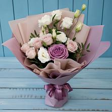 Букет цветов из:  Розы и Лизиантусы в Пышлицы