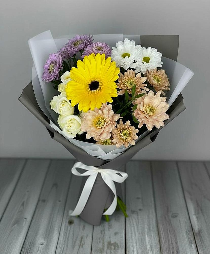 Букет цветов из: Розы, Герберы и Хризантемы в Пышлицы