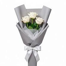 Букет 3 белые розы в Пышлицы