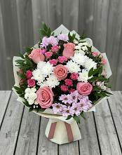 Букет цветов из:  Альстромерии, Гвоздики, Розы и Хризантемы в Пышлицы
