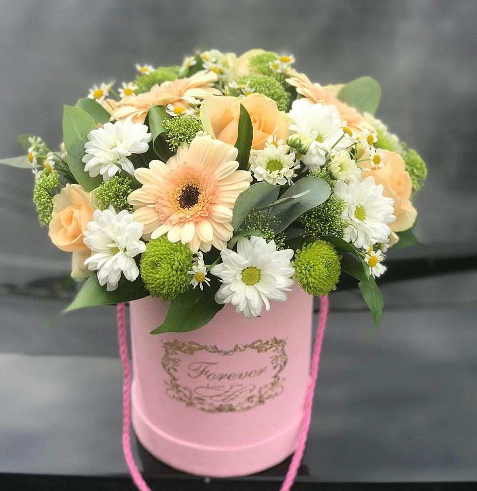 Цветочная композиция из Розы, Герберы и Хризантемы в шляпной коробке в Пышлицы