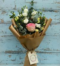 Букет цветов из:  Розы и Лизиантусы в Пышлицы