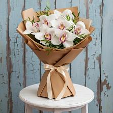 Букет цветов из:  Орхидеи и Розы в Пышлицы