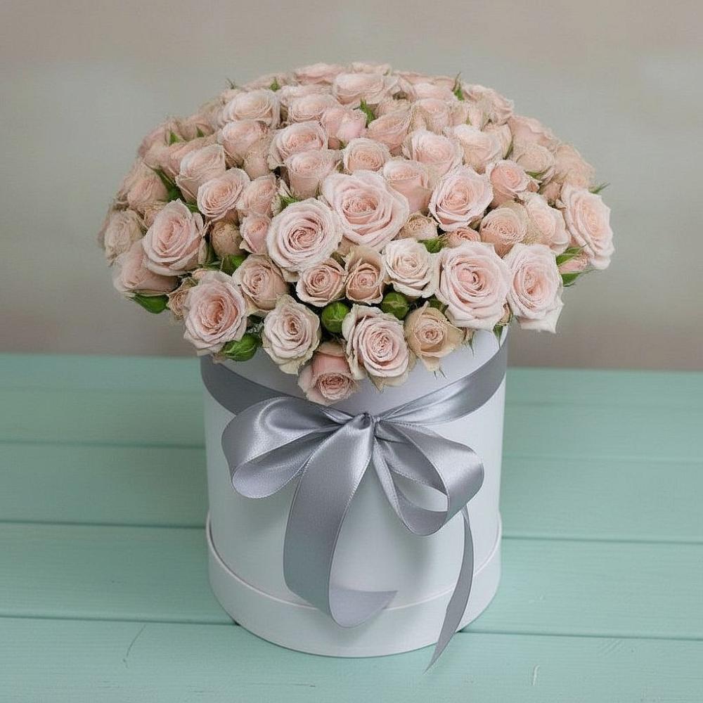 Цветочная композиция из Розы в шляпной коробке в Пышлицы