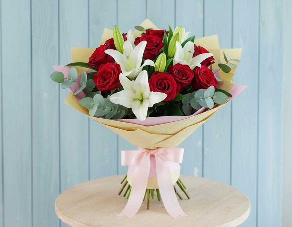 Букет цветов из: Лилии и Розы в Пышлицы
